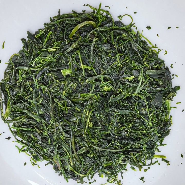 Nagasaki First-Pick Saemidori Tamaryokucha - From Nagasaki Award Winner Producer - Tea and Whisk