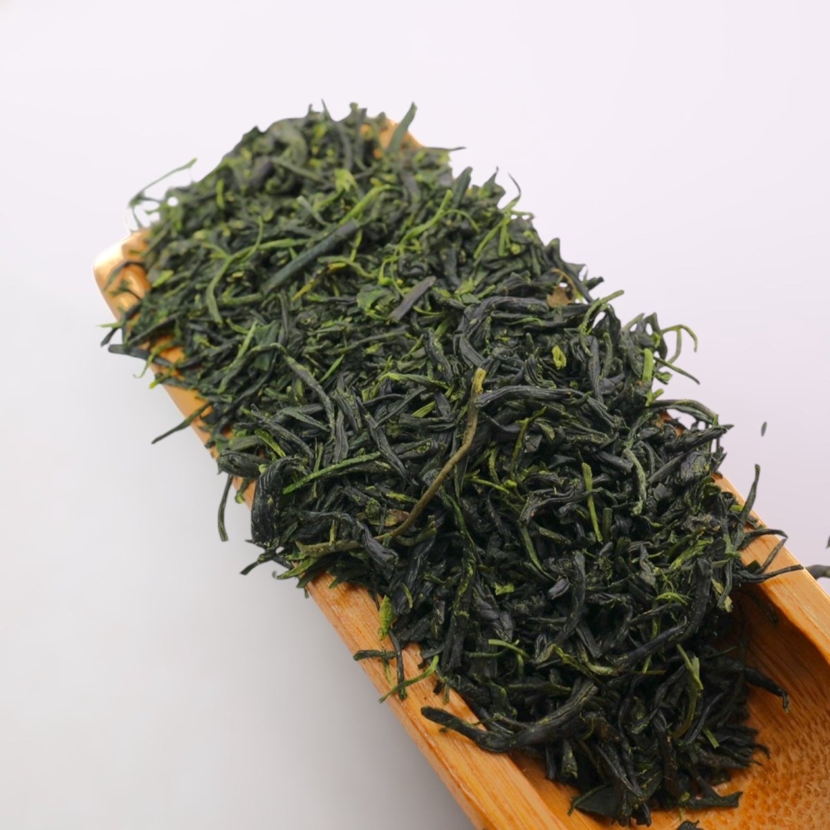 Nagasaki Organic Saemidori Tamaryokucha - Tea and Whisk