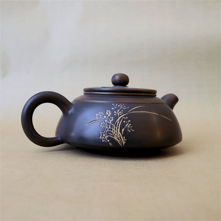 Nixing "Etched Fields" Teapot Collection - Tea and Whisk