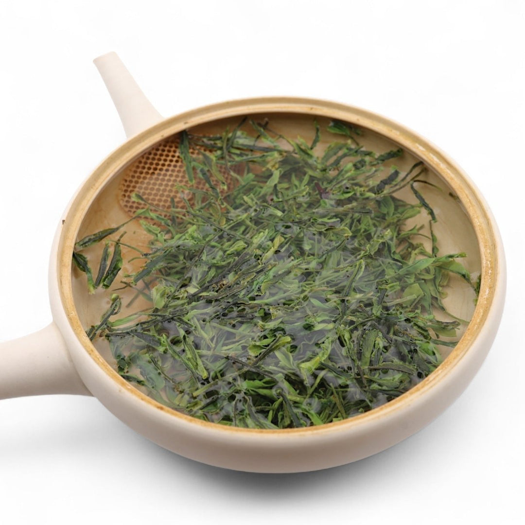 Premium Chinese Gyokuro - Tea and Whisk