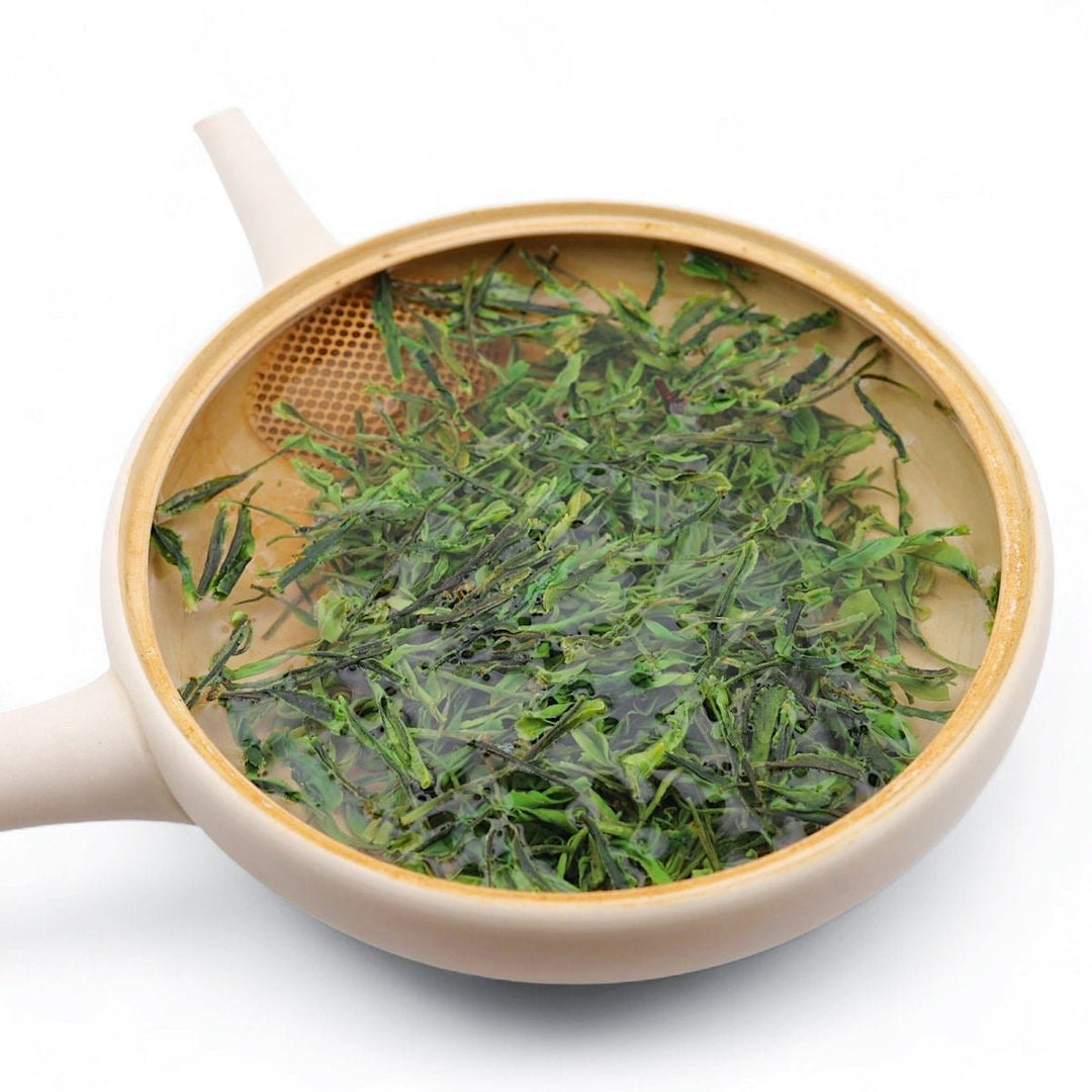 Premium Chinese Gyokuro - Tea and Whisk