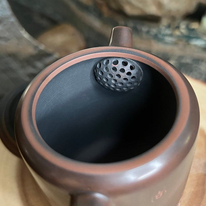 Quiet Tea Garden - Jianshui Master Handcrafted Teapot - Tea and Whisk