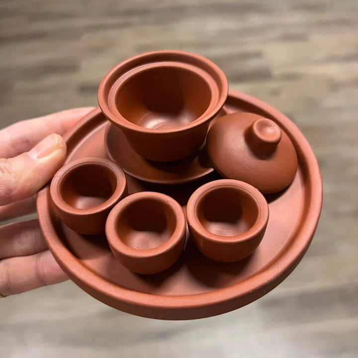 Tea Pet - Mini Red Clay Gaiwan Set for Fun - Tea and Whisk