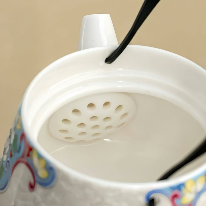 Vertical Handle Teapot Set of 3 - Tea and Whisk