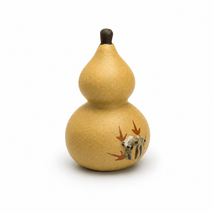 Water Spraying Clay Teapet Collection - Tea and Whisk