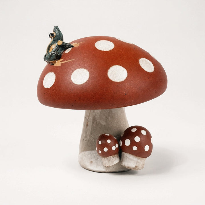 Water Spraying Handmade Clay Teapet Collection - Tea and Whisk
