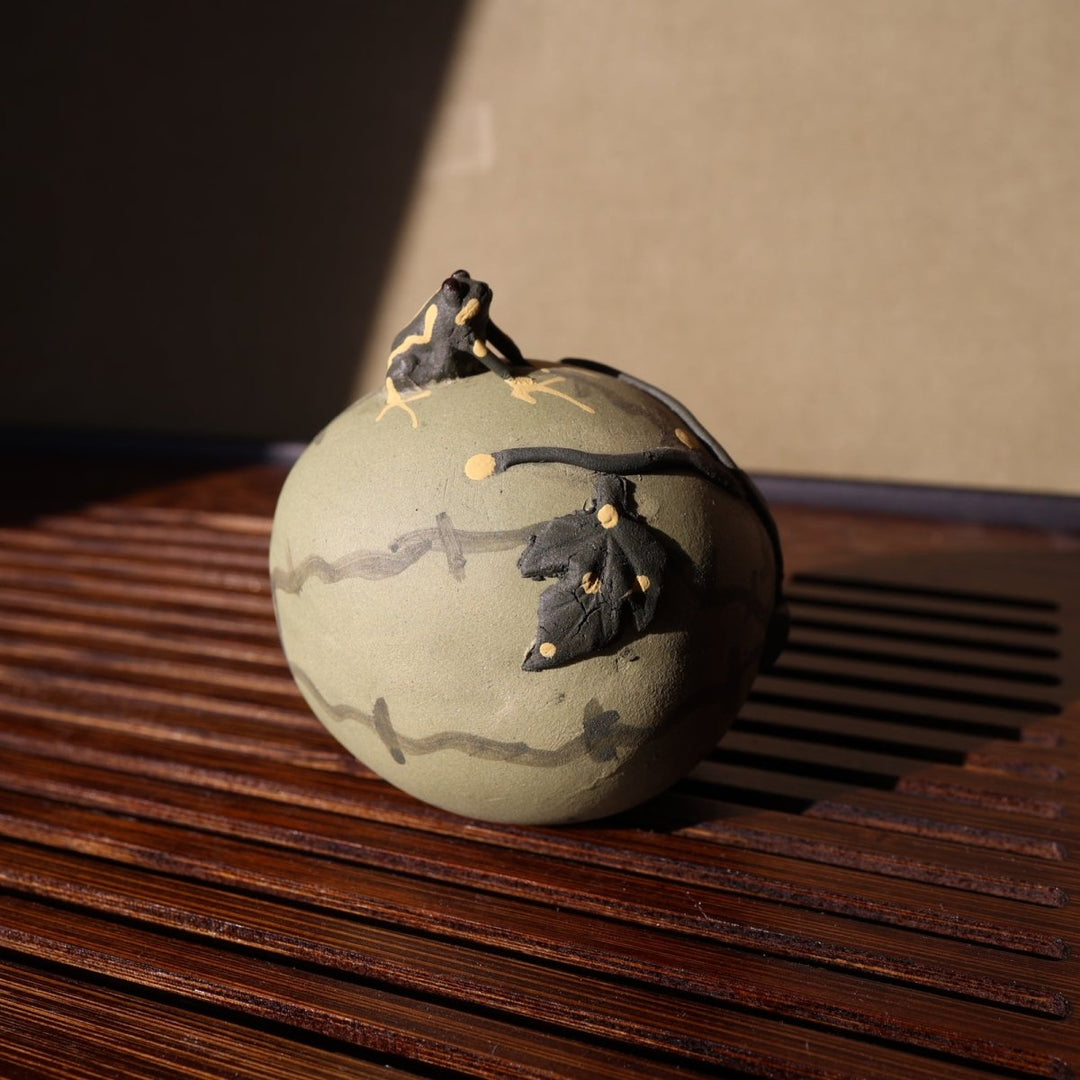 Water Spraying Watermelon Frog Teapet - Tea and Whisk