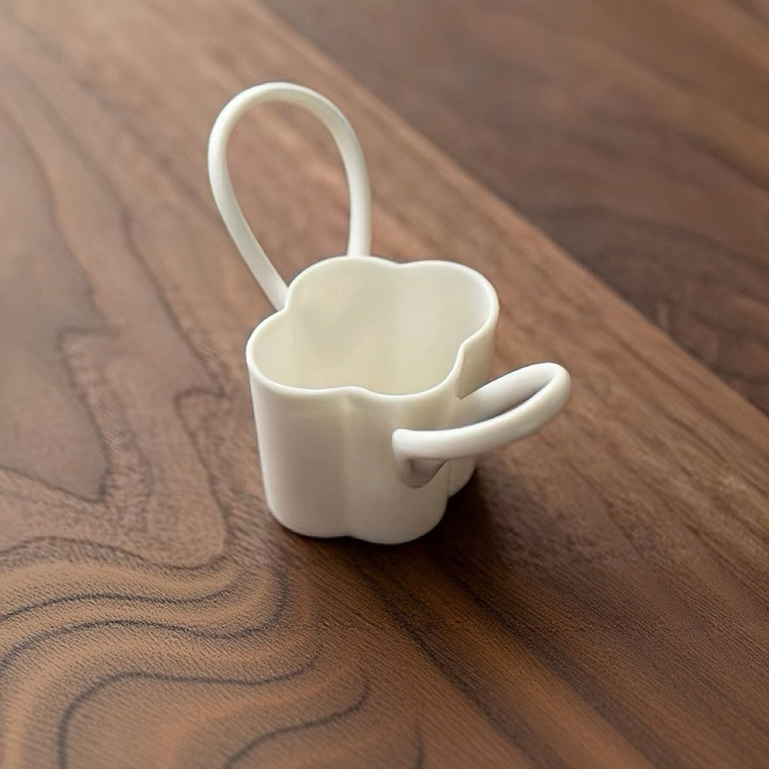 White Lotus Porcelain Gongfu Tea Strainer - Tea and Whisk
