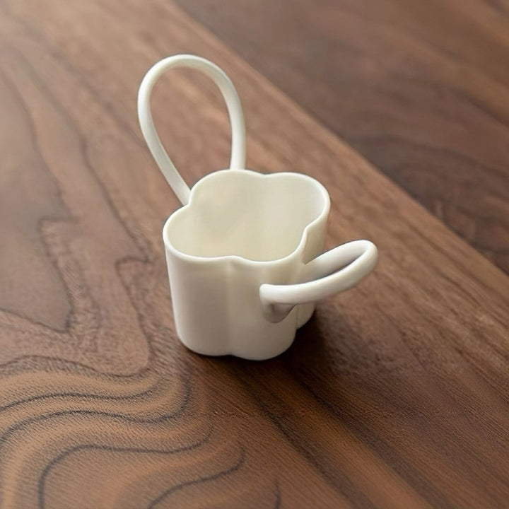White Lotus Porcelain Gongfu Tea Strainer - Tea and Whisk