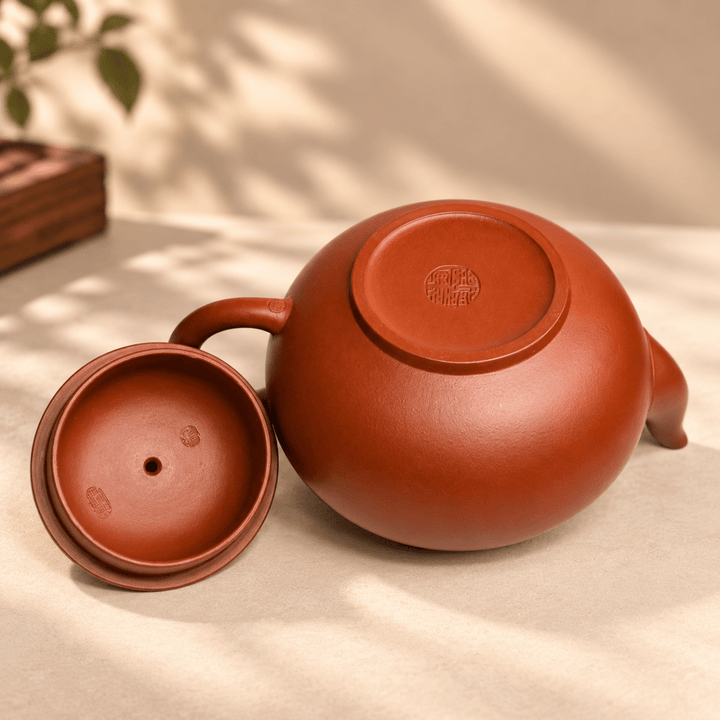 Xiao Ying – Handmade Yixing Dahongpao Zhuni Teapot | 180ml - Tea and Whisk