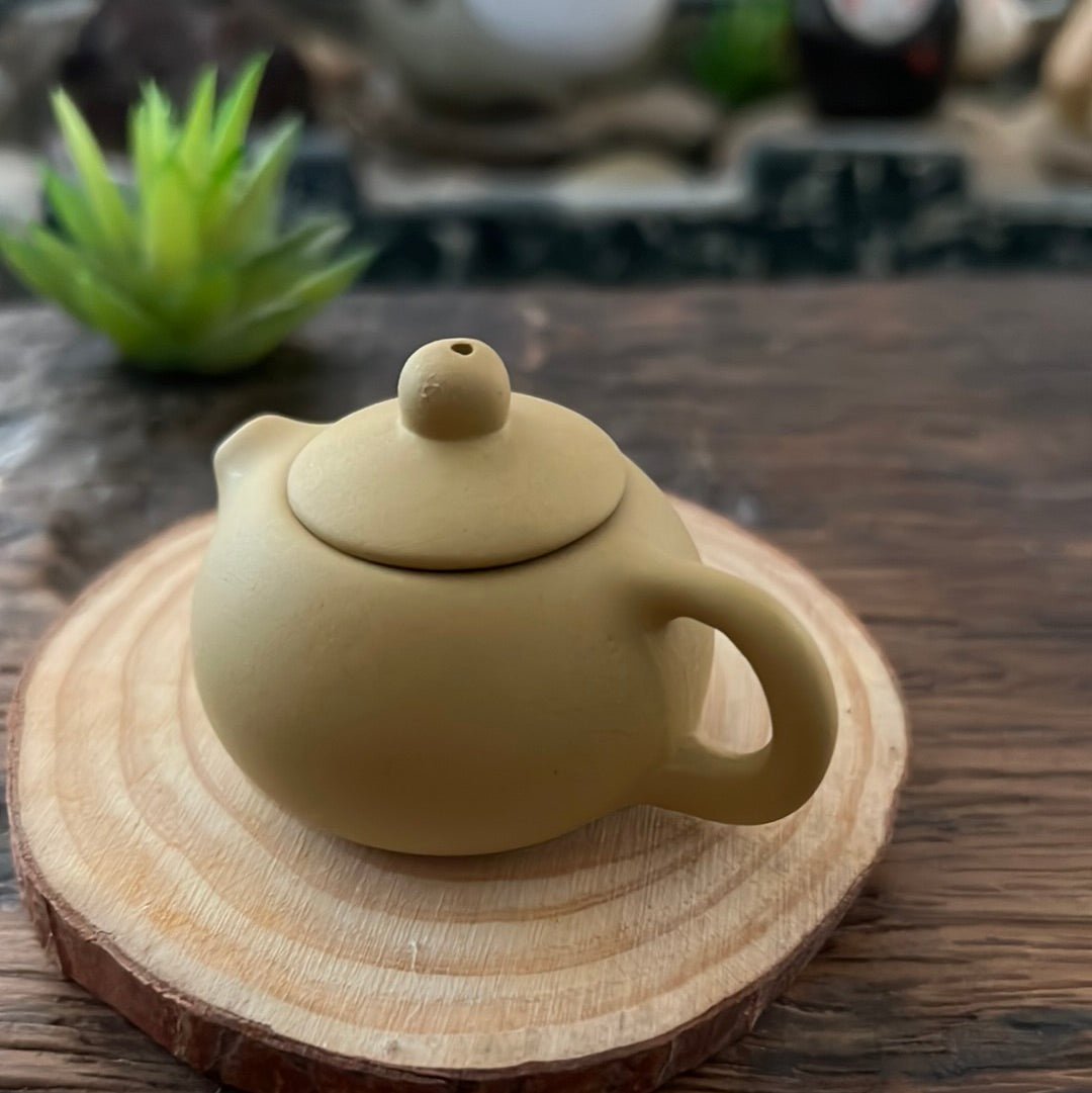 Yixing Clay Mini Teapot Tea Pet - Tea and Whisk