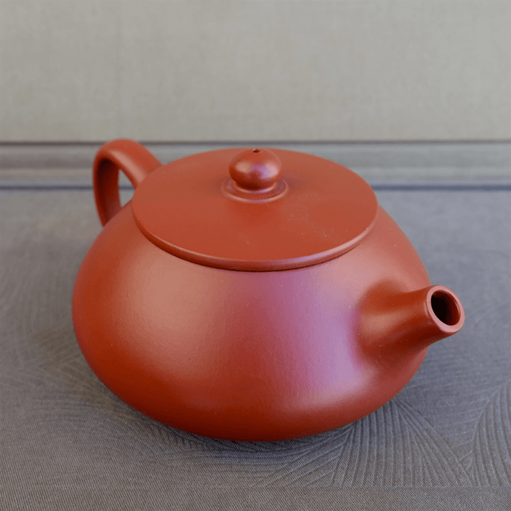 Yixing Shi Piao Handcrafted Teapot - Tea and Whisk