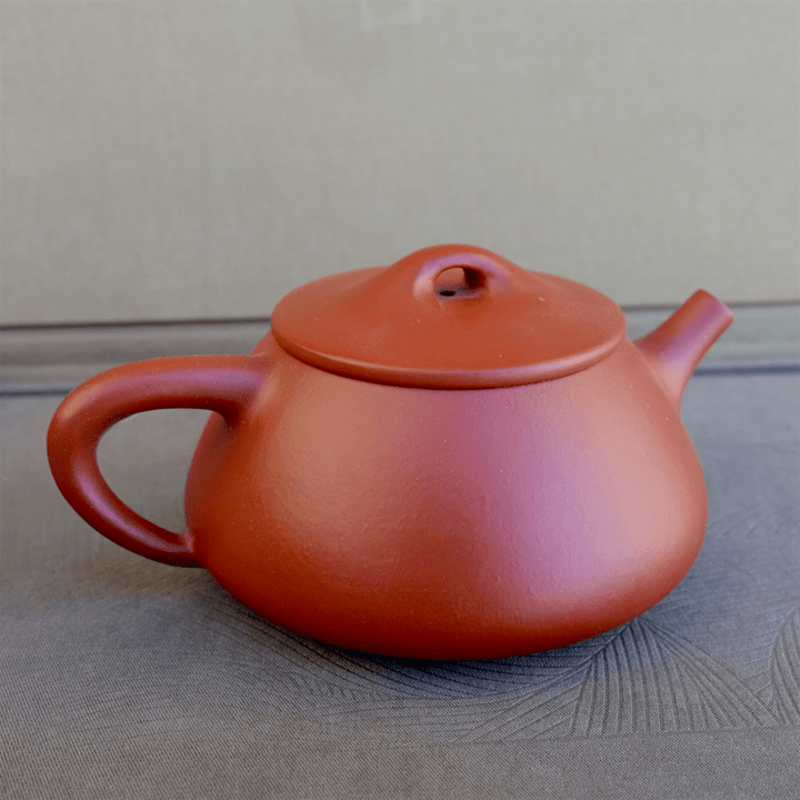 Yixing Shi Piao Handcrafted Teapot - Tea and Whisk