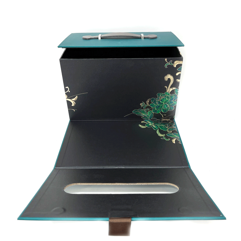 Dark Green Gift Box with a Large Tea Bag